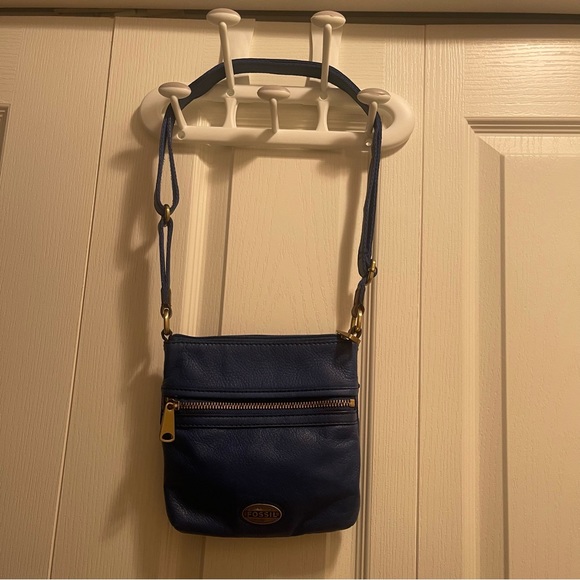Fossil crossbody blue colour - Picture 8 of 16